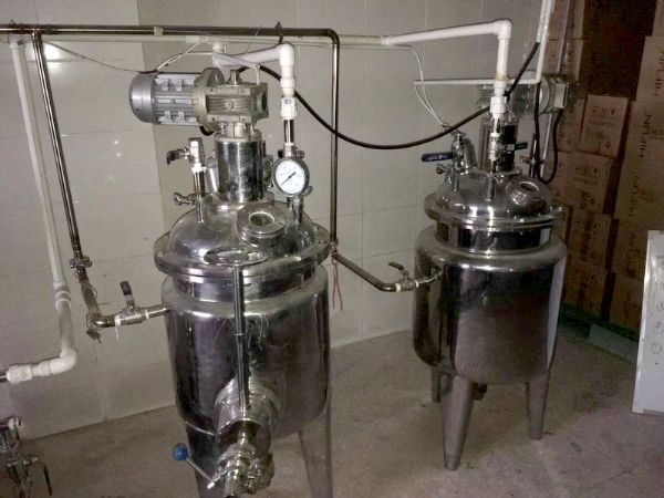 梁山宏程二手化工设备有限公司